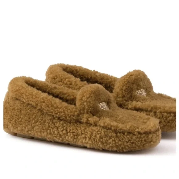 PRADA Shearling Driver Loafer Caramel - Picture 3 of 11